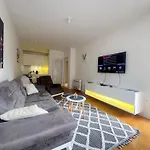 White Homes • Point *