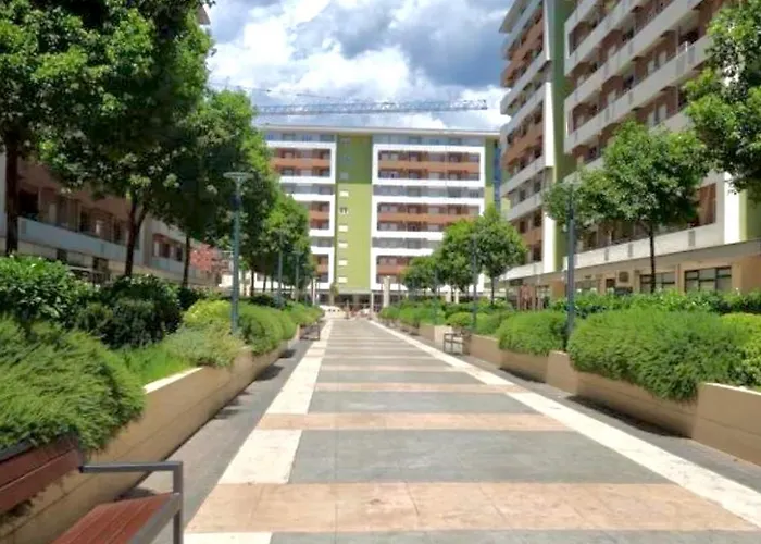 White Homes • Point