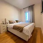 White Homes • Point * פודגוריצה