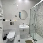 דירה White Homes • Point פודגוריצה
