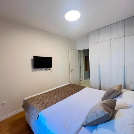 شقة White Homes • Point